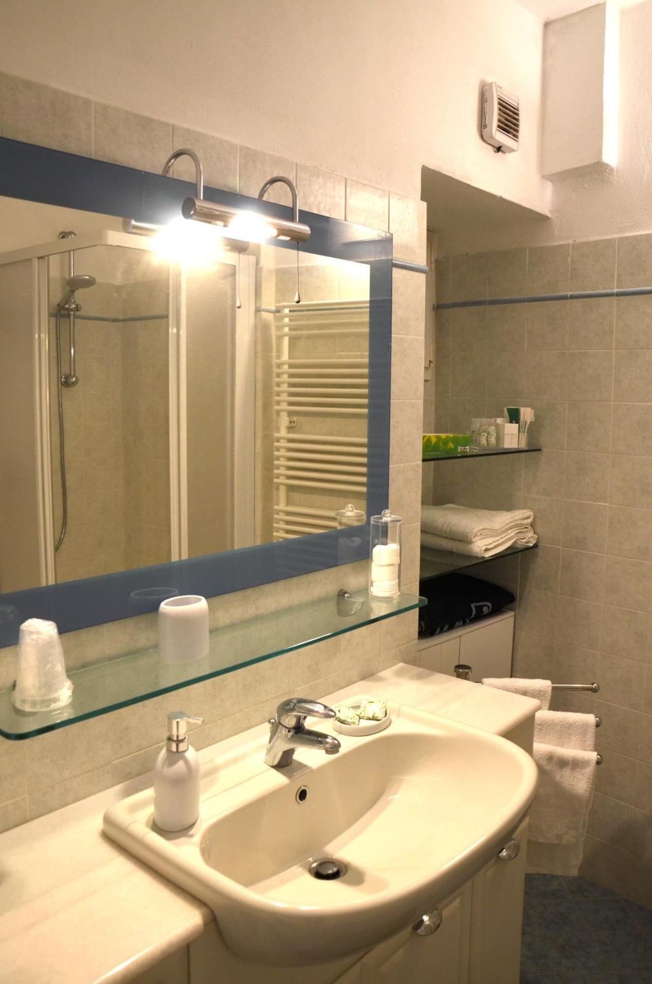 Pae Veciu Camera Privata Con Bagno มอนเตรอสโซ อัล มาเร ภายนอก รูปภาพ